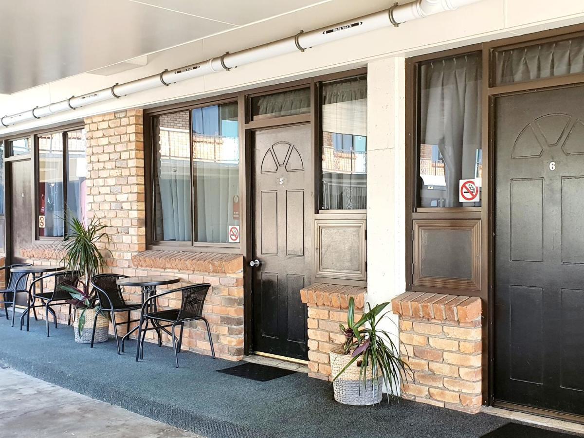 Archer Park Motel Rockhampton Ngoại thất bức ảnh